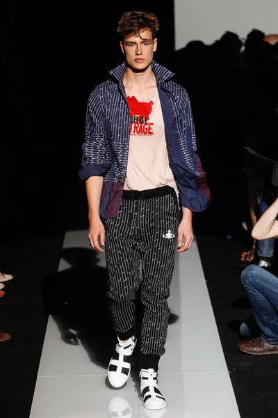 Look 34